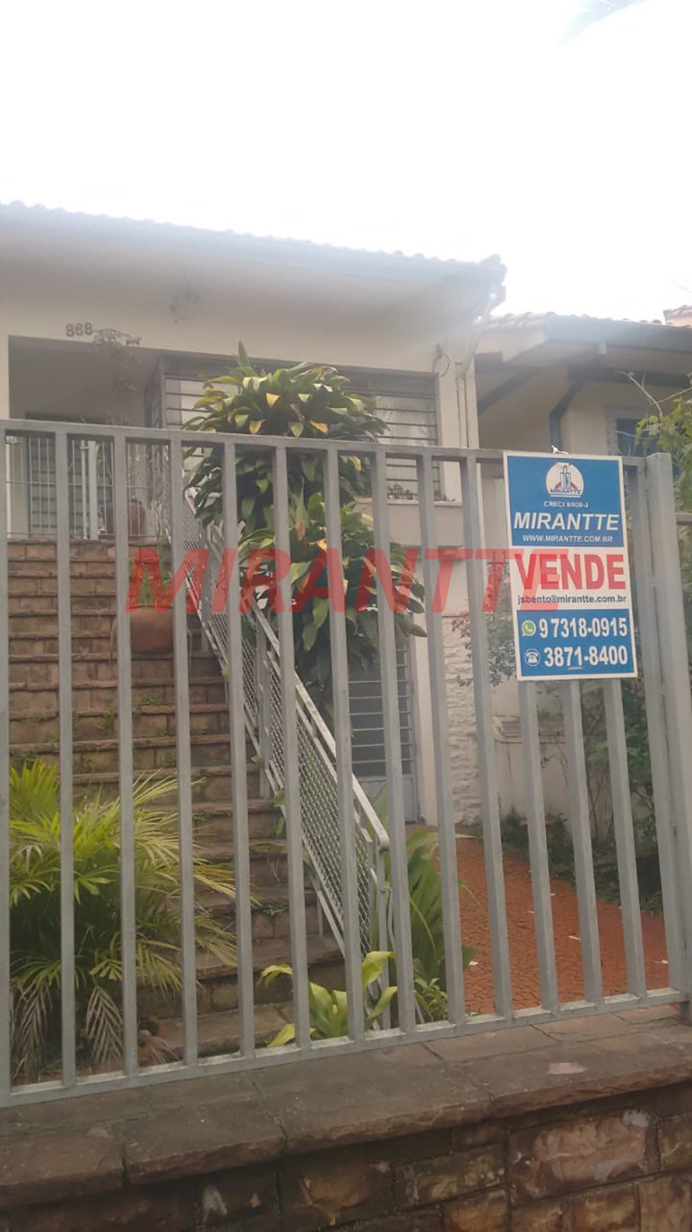 Terreno de 275m² em Santana