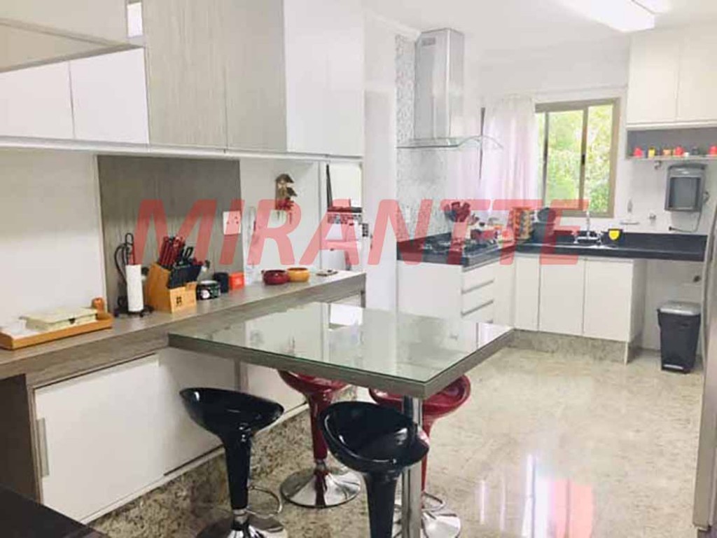 Apartamento de 200m² com 4 quartos em Santana