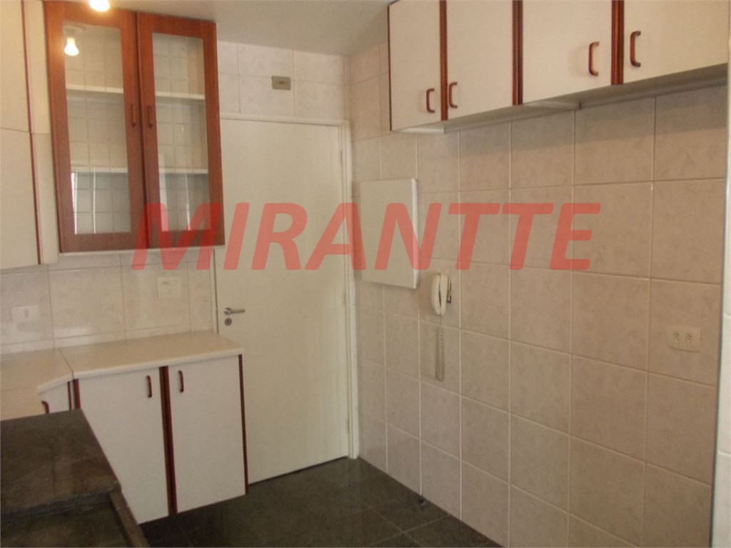 Apartamento de 73m² com 3 quartos em Água Fria