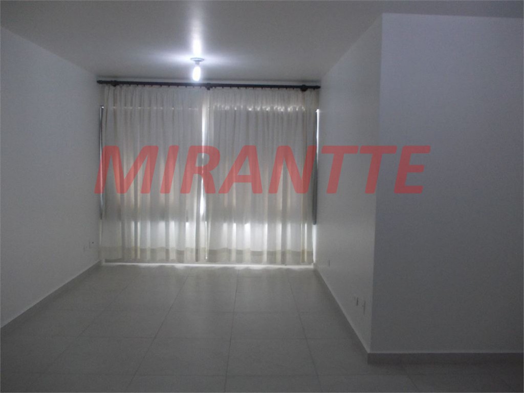 Apartamento de 73m² com 3 quartos em Água Fria