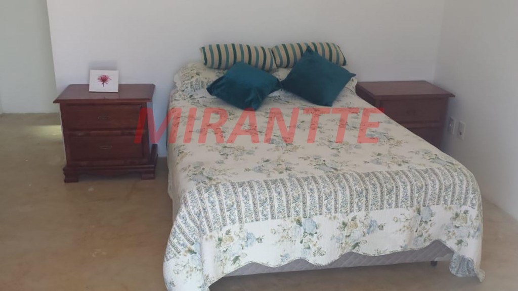 Sobrado de 350m² com 4 quartos em Viradouro