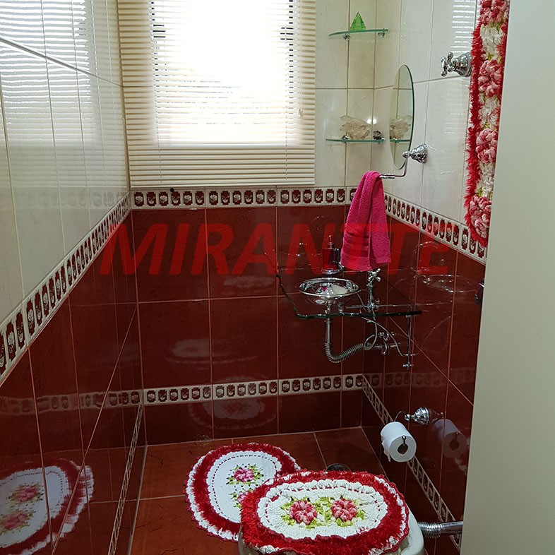 Sobrado de 170m² com 3 quartos em Vila Milton