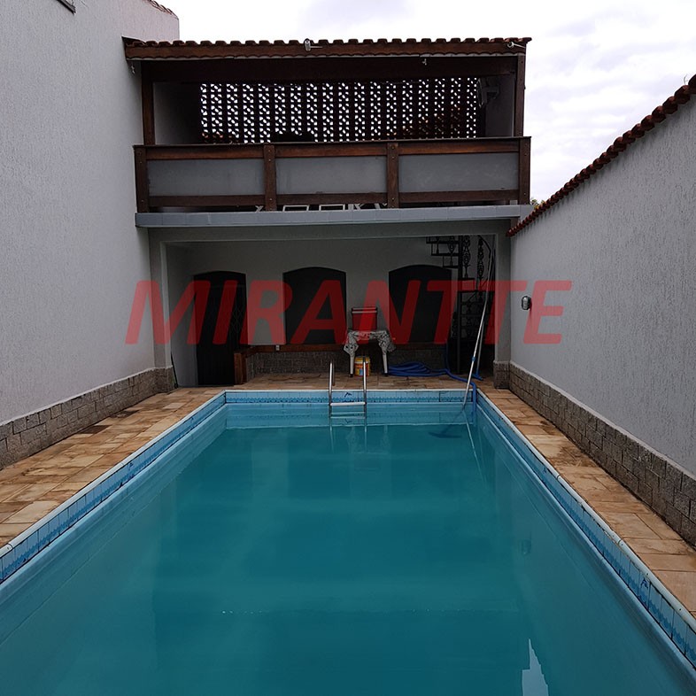 Sobrado de 170m² com 3 quartos em Vila Milton
