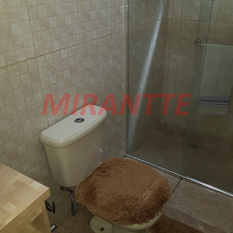 Sobrado com 2 quartos em Parque Continental I