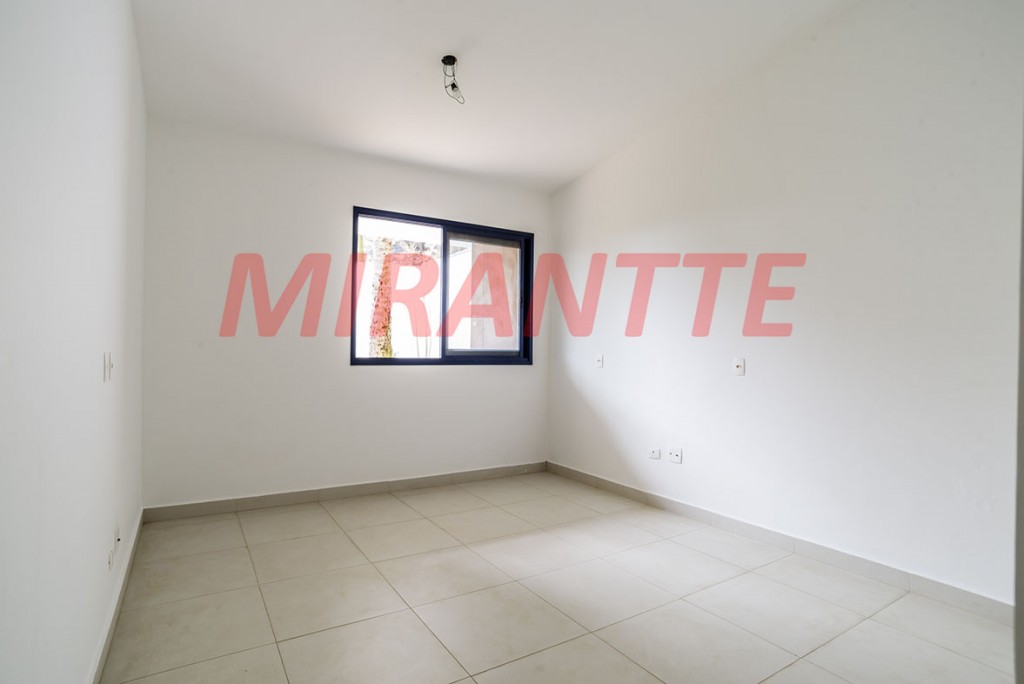 Cond. fechado de 181m² com 3 quartos em ENSEADA