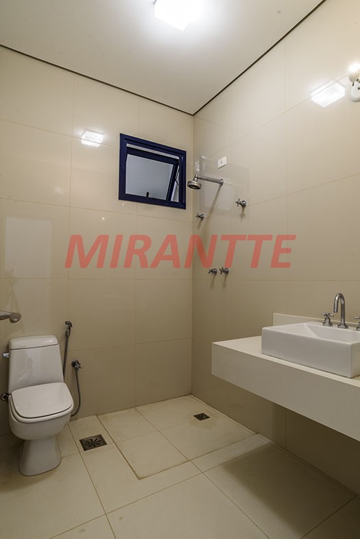 Cond. fechado de 181m² com 3 quartos em ENSEADA