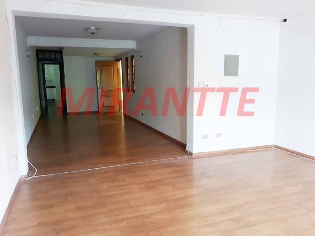 Sobrado de 171m² com 3 quartos em Santana