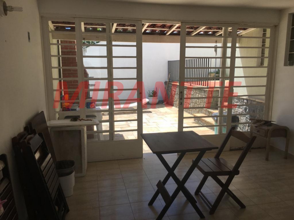 Sobrado de 269m² com 3 quartos em Tremembe