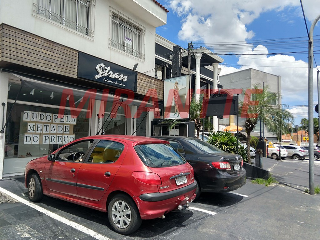 Sobrado de 285m² com 3 quartos em Cidade das Flores