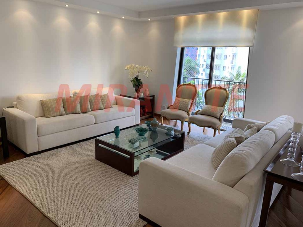 Apartamento de 260m² com 3 quartos em Santana