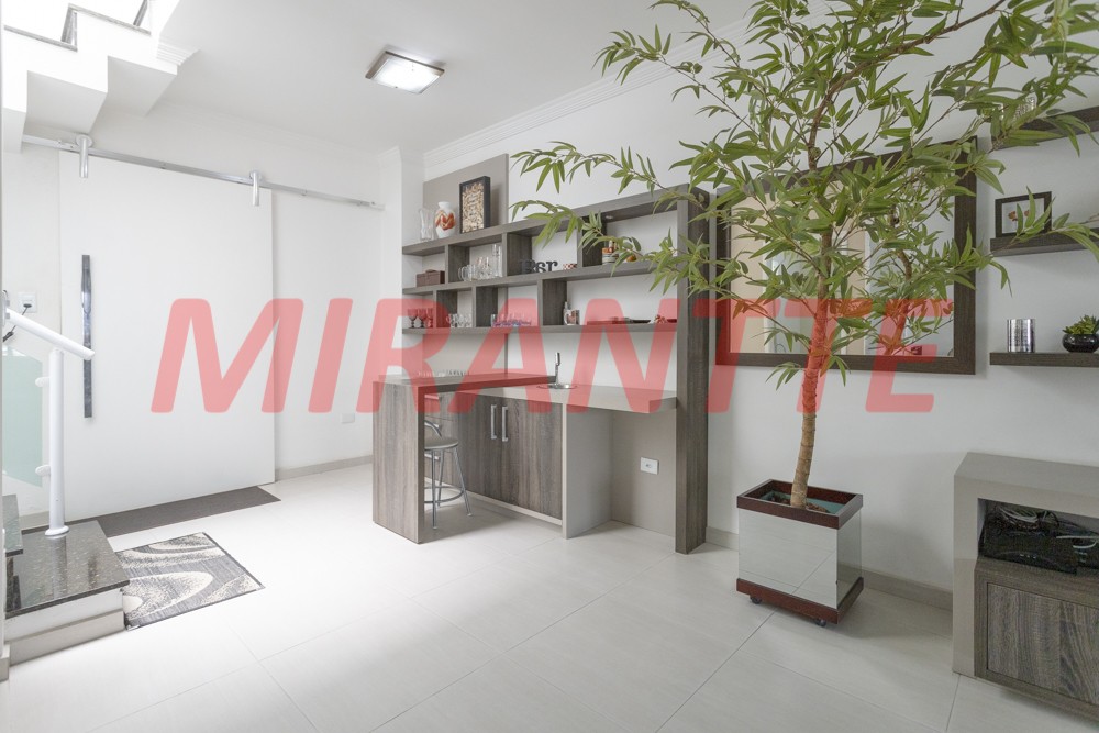 Sobrado de 240m² com 3 quartos em Parada Inglesa