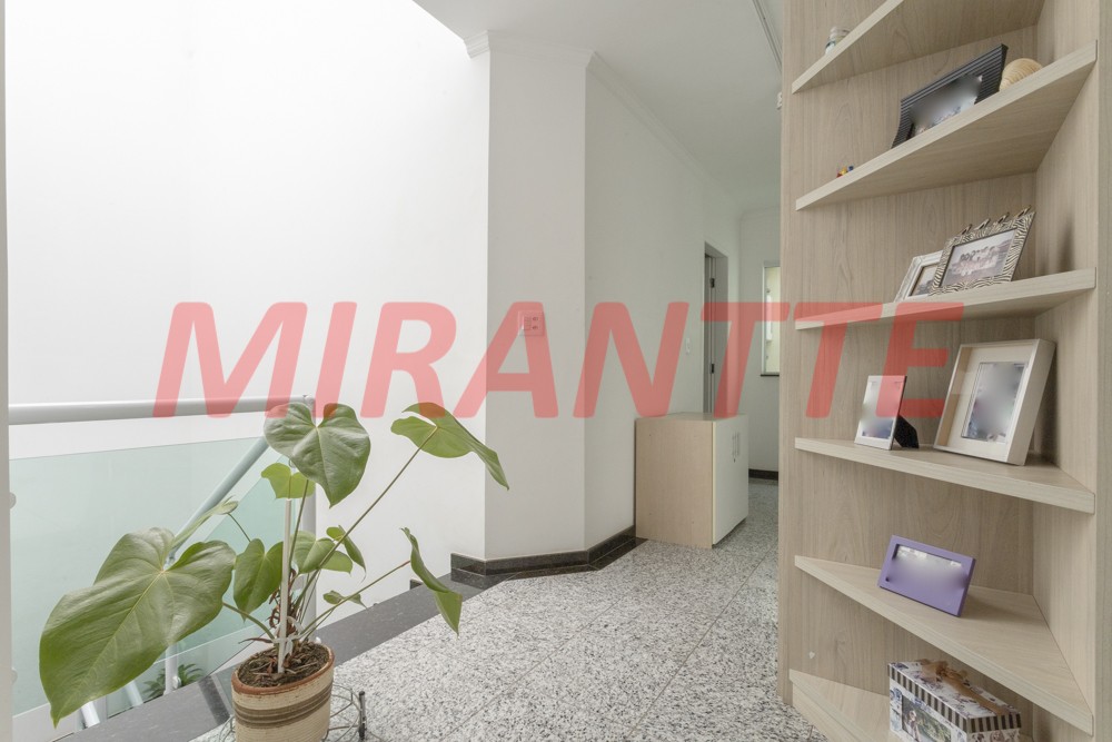 Sobrado de 240m² com 3 quartos em Parada Inglesa