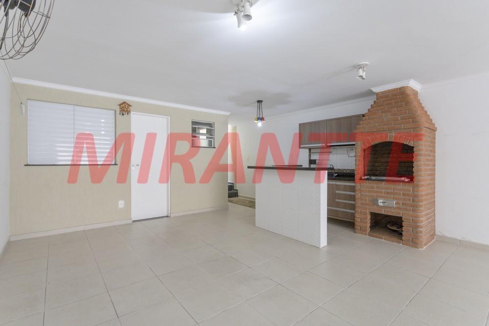 Sobrado de 240m² com 3 quartos em Parada Inglesa