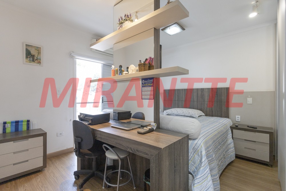 Sobrado de 240m² com 3 quartos em Parada Inglesa