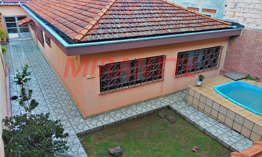 Casa terrea de 250m² com 4 quartos em Vila Mazzei