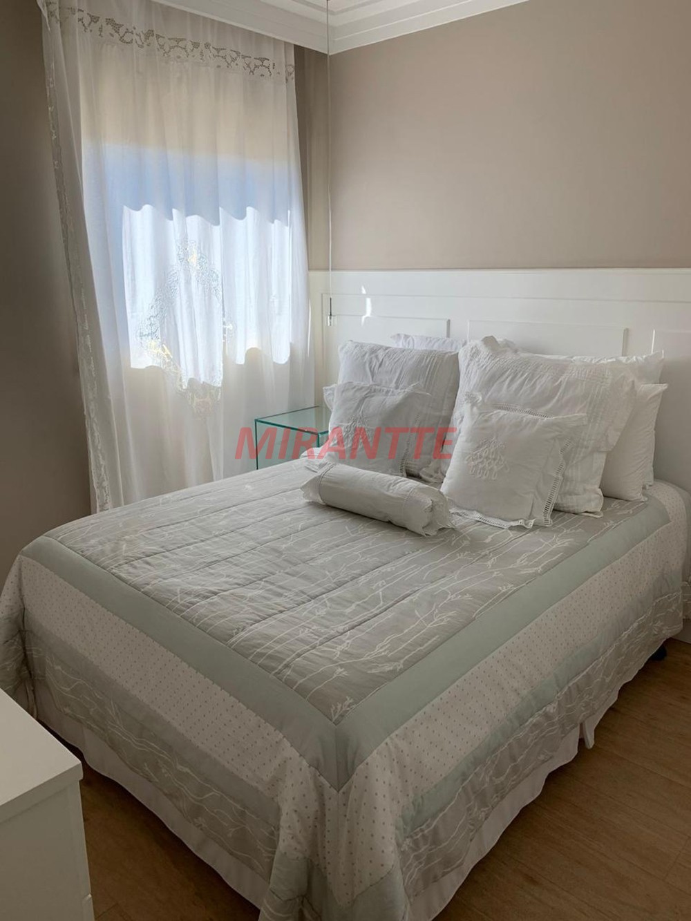 Apartamento de 179m² com 3 quartos em Santana