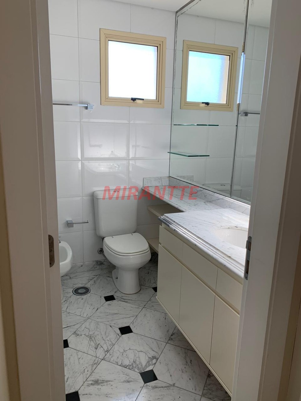 Apartamento de 179m² com 3 quartos em Santana