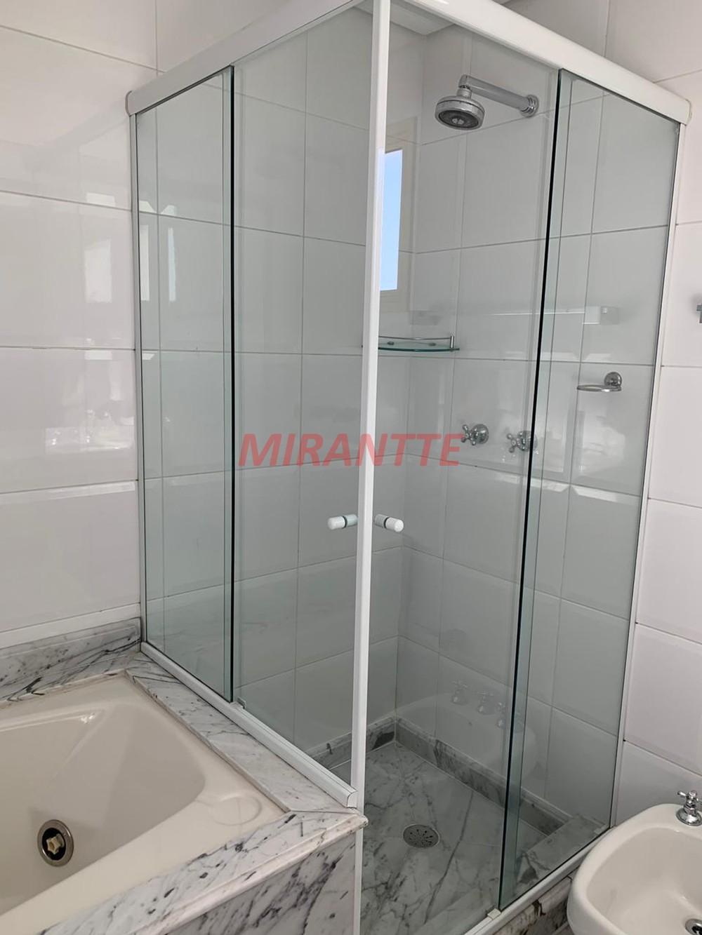 Apartamento de 179m² com 3 quartos em Santana