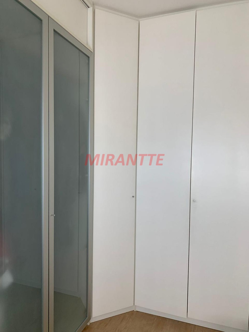 Apartamento de 179m² com 3 quartos em Santana