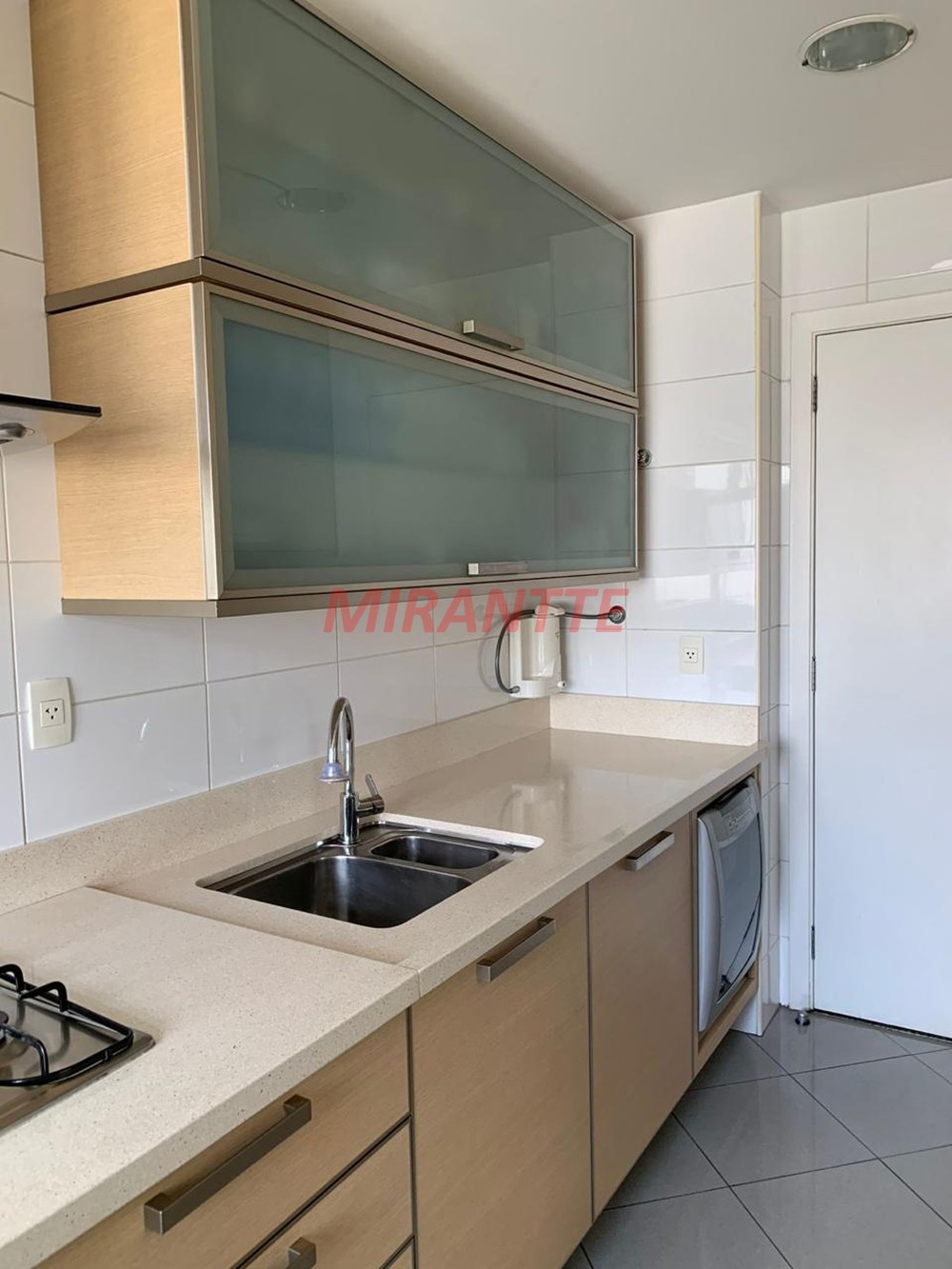 Apartamento de 179m² com 3 quartos em Santana