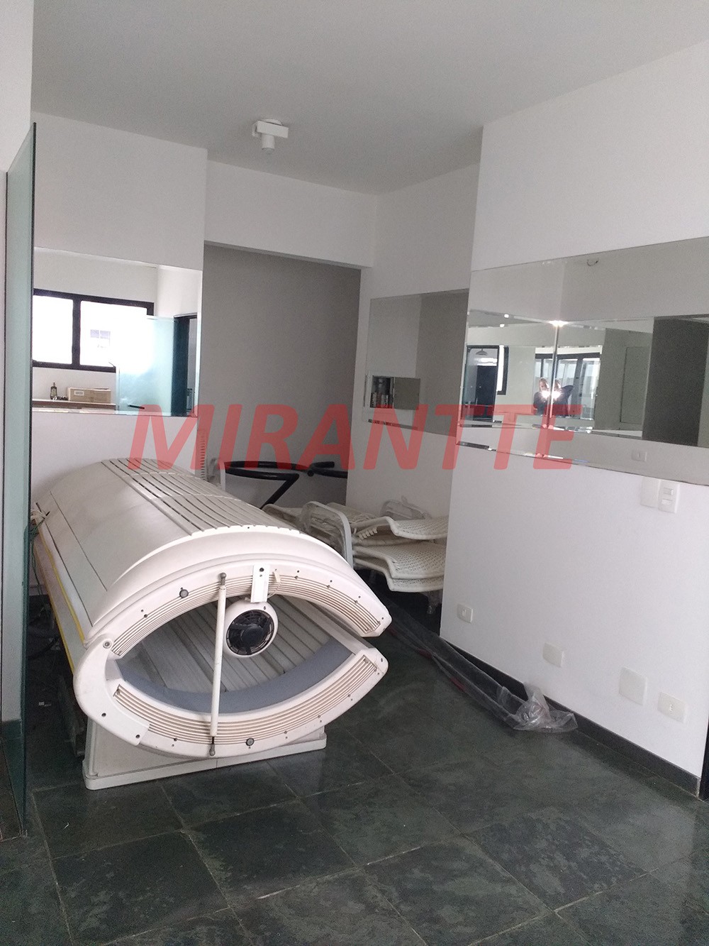 Cobertura duplex de 374m² com 4 quartos em Moema