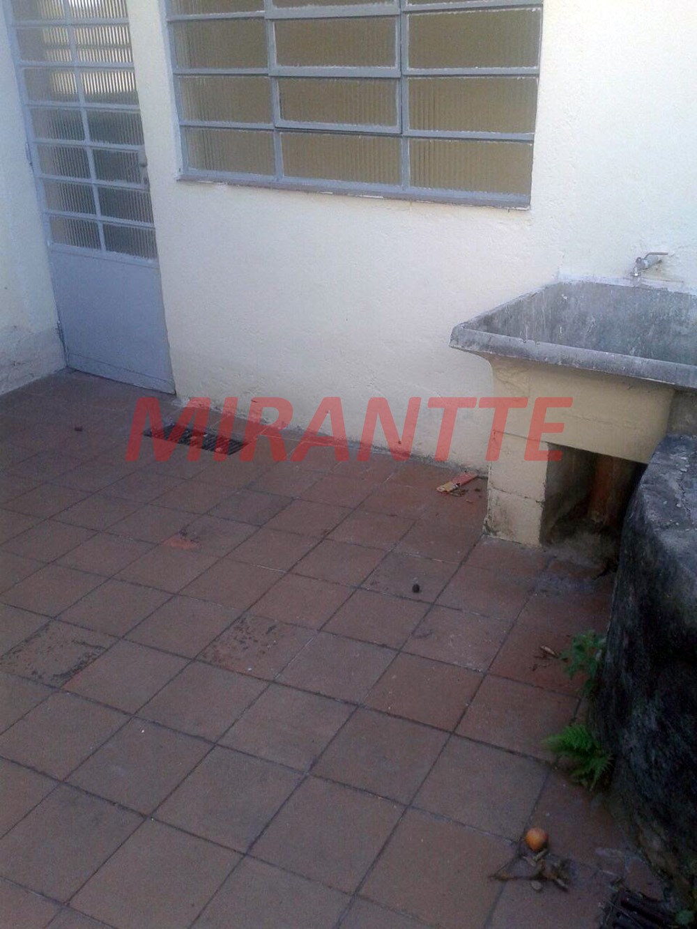 Casa terrea de 140m² com 2 quartos em Jardim Virginia Bianca
