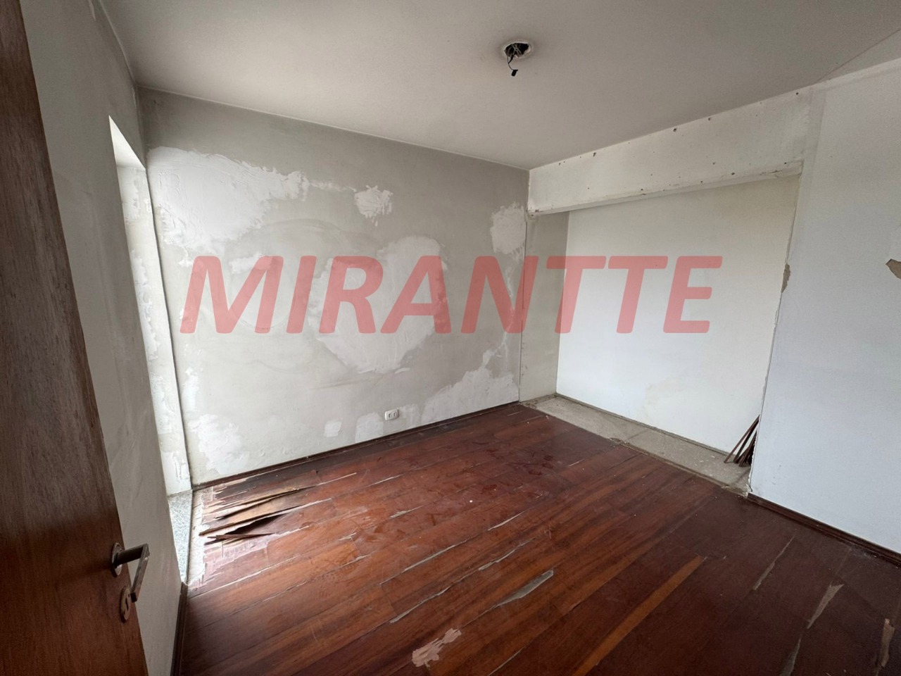 Apartamento de 78m² com 3 quartos em Santa Terezinha