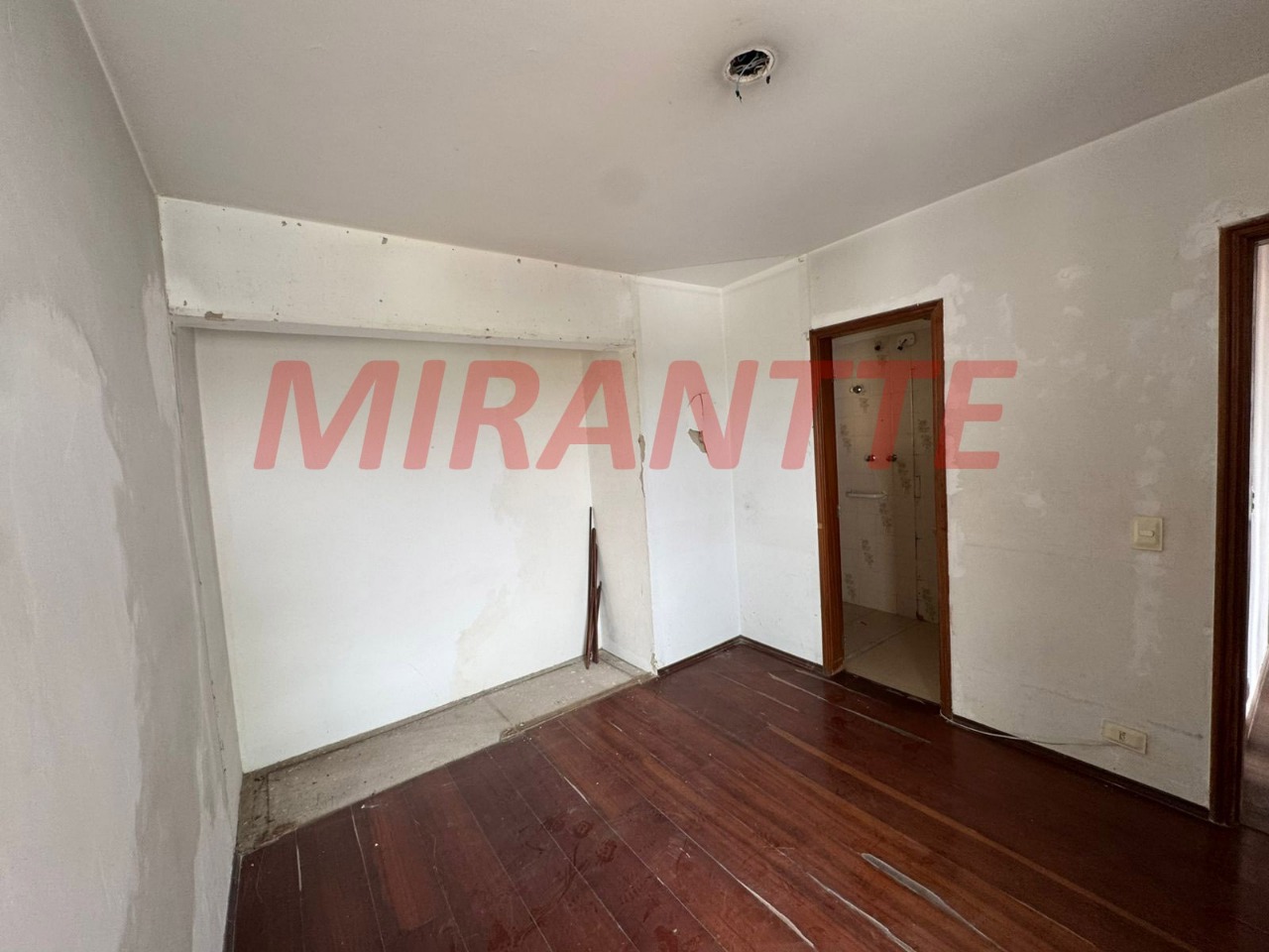 Apartamento de 78m² com 3 quartos em Santa Terezinha