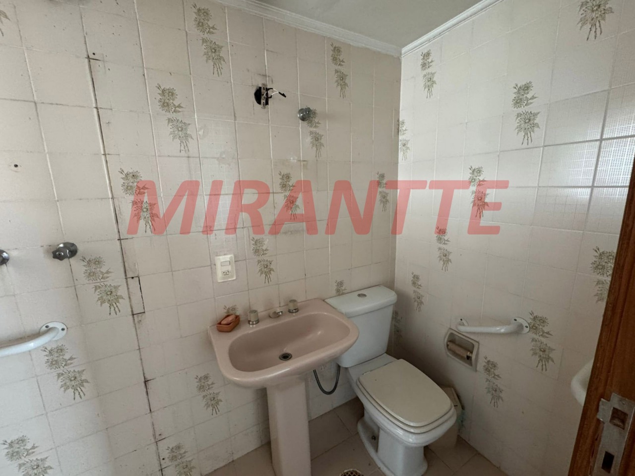 Apartamento de 78m² com 3 quartos em Santa Terezinha