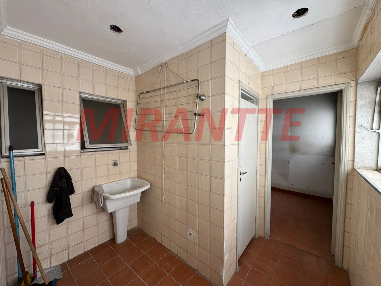 Apartamento de 78m² com 3 quartos em Santa Terezinha