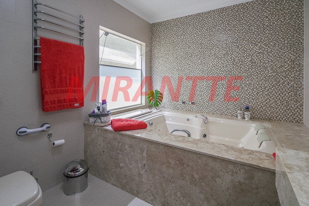 Sobrado de 500m² com 6 quartos em Jardim Kherlakian