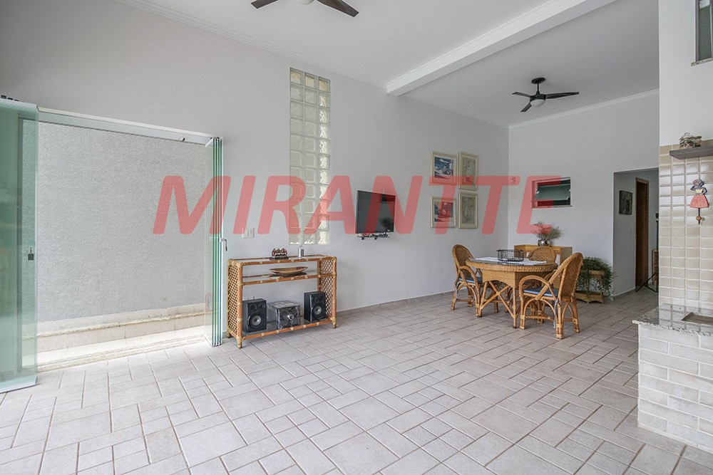 Sobrado de 500m² com 6 quartos em Jardim Kherlakian