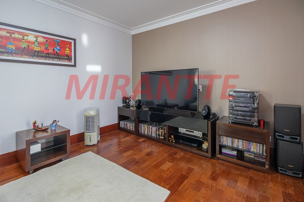 Sobrado de 500m² com 6 quartos em Jardim Kherlakian
