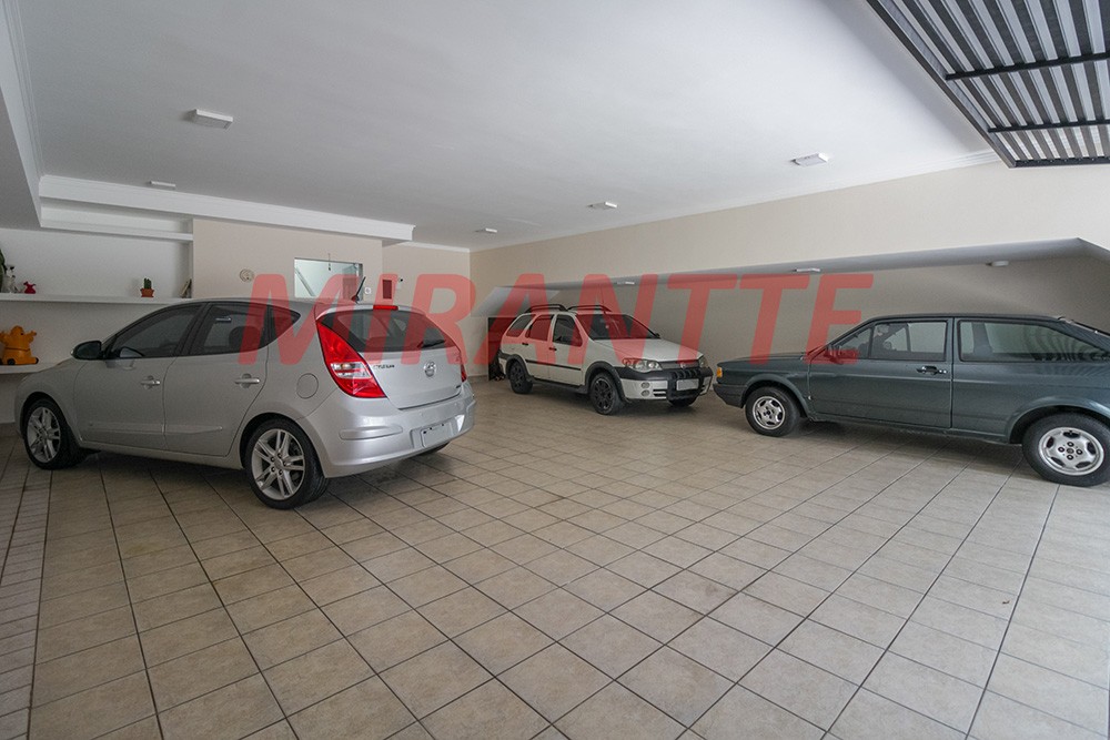 Sobrado de 500m² com 6 quartos em Jardim Kherlakian