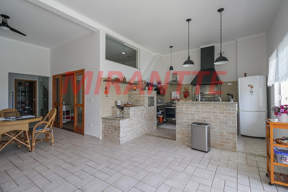 Sobrado de 500m² com 6 quartos em Jardim Kherlakian