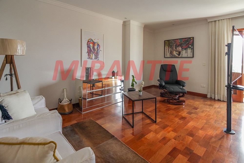 Sobrado de 500m² com 6 quartos em Jardim Kherlakian