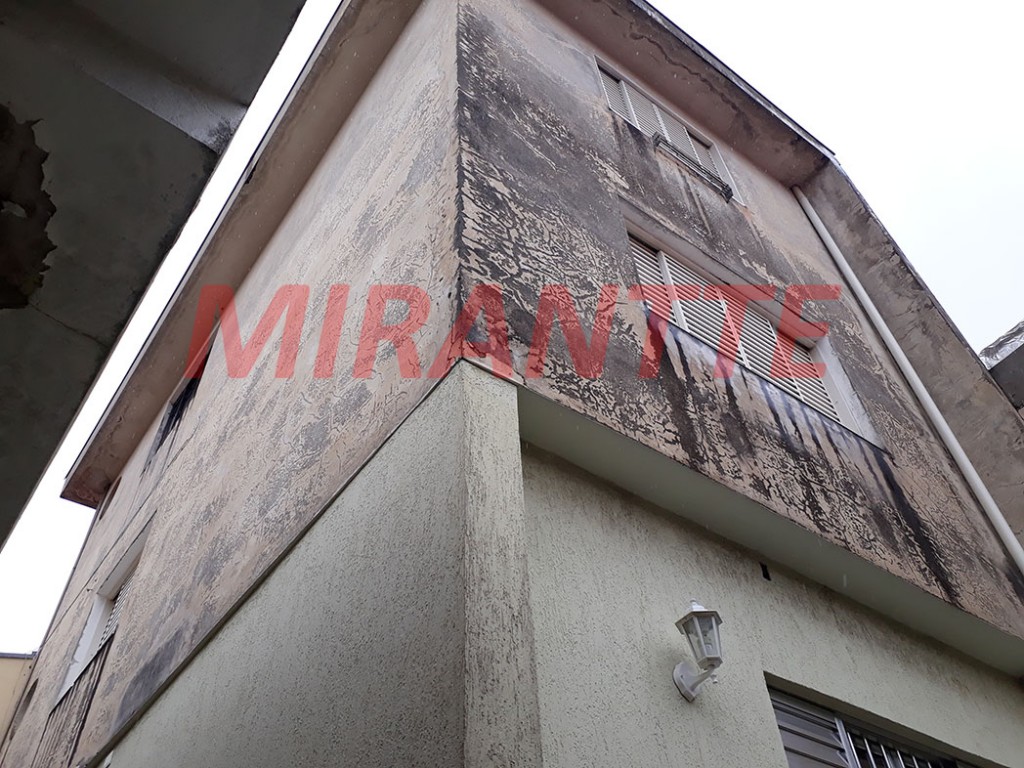 Sobrado de 291m² com 8 quartos em Imirim