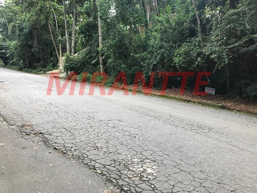 Terreno de 1103m² em Serra Da Cantareira