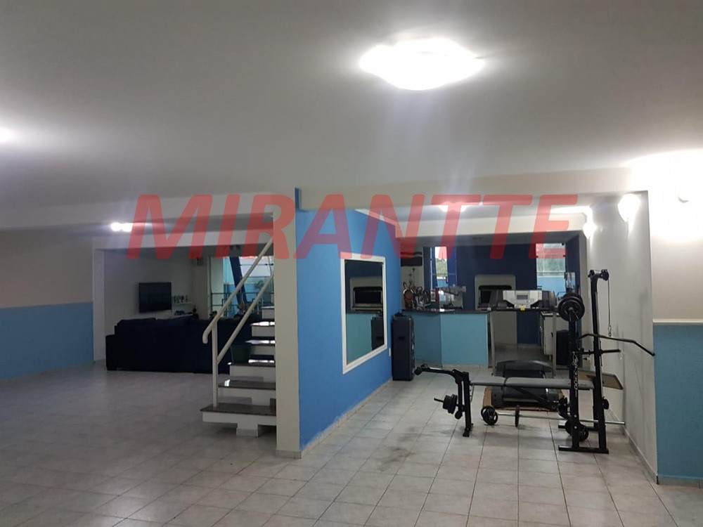 Sobrado de 420m² com 4 quartos em Jardim Guapíra