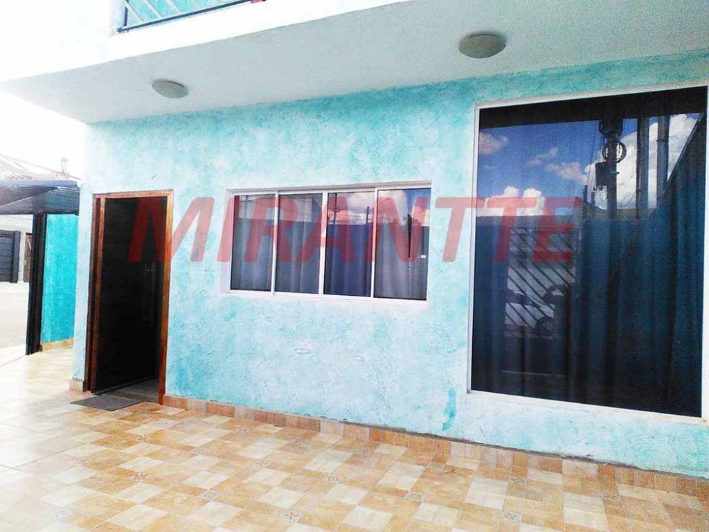 Sobrado de 142m² com 3 quartos em CENTRO