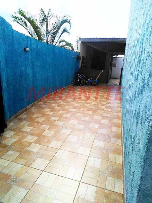 Sobrado de 142m² com 3 quartos em CENTRO