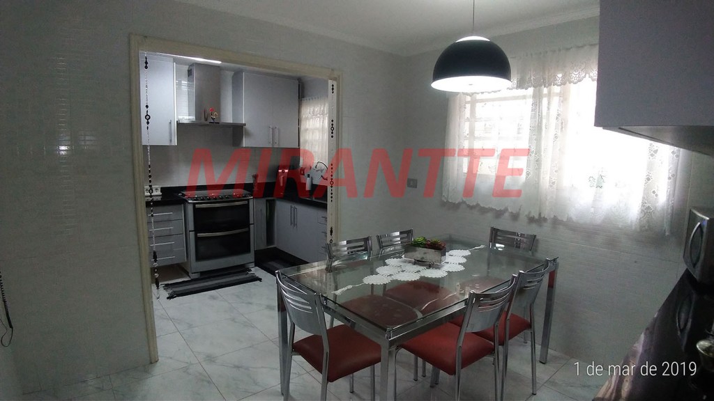 Sobrado de 194m² com 3 quartos em Jardim São Paulo