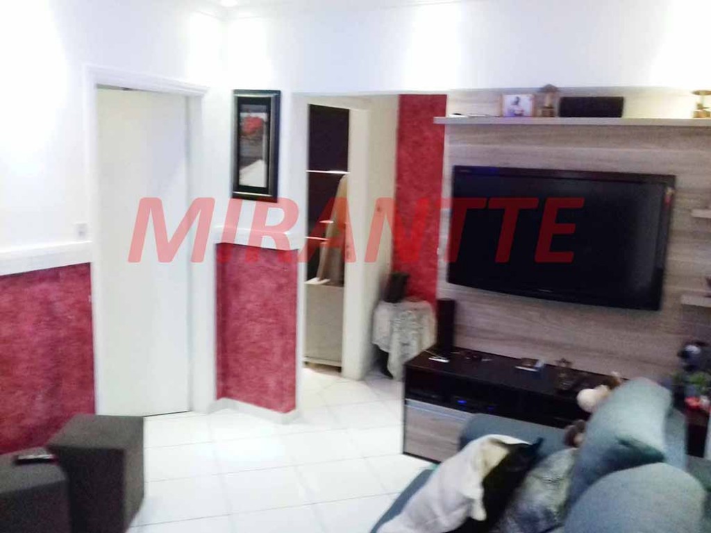 Sobrado de 200m² com 4 quartos em Vila Nova Mazzei