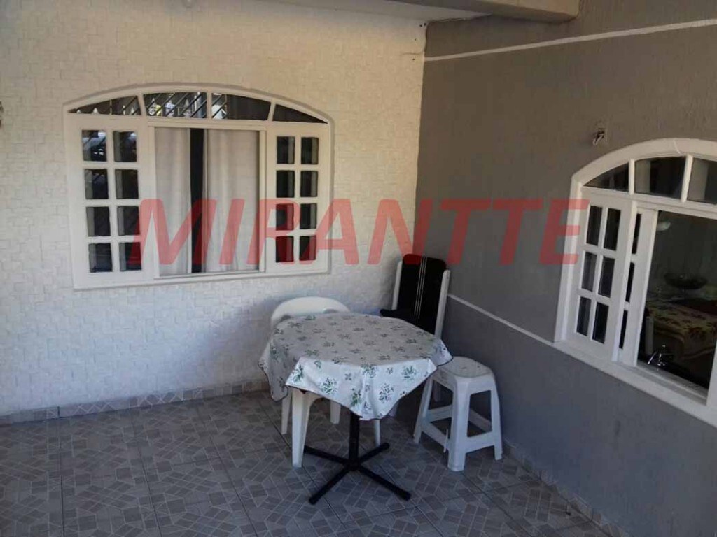 Sobrado de 200m² com 4 quartos em Vila Nova Mazzei