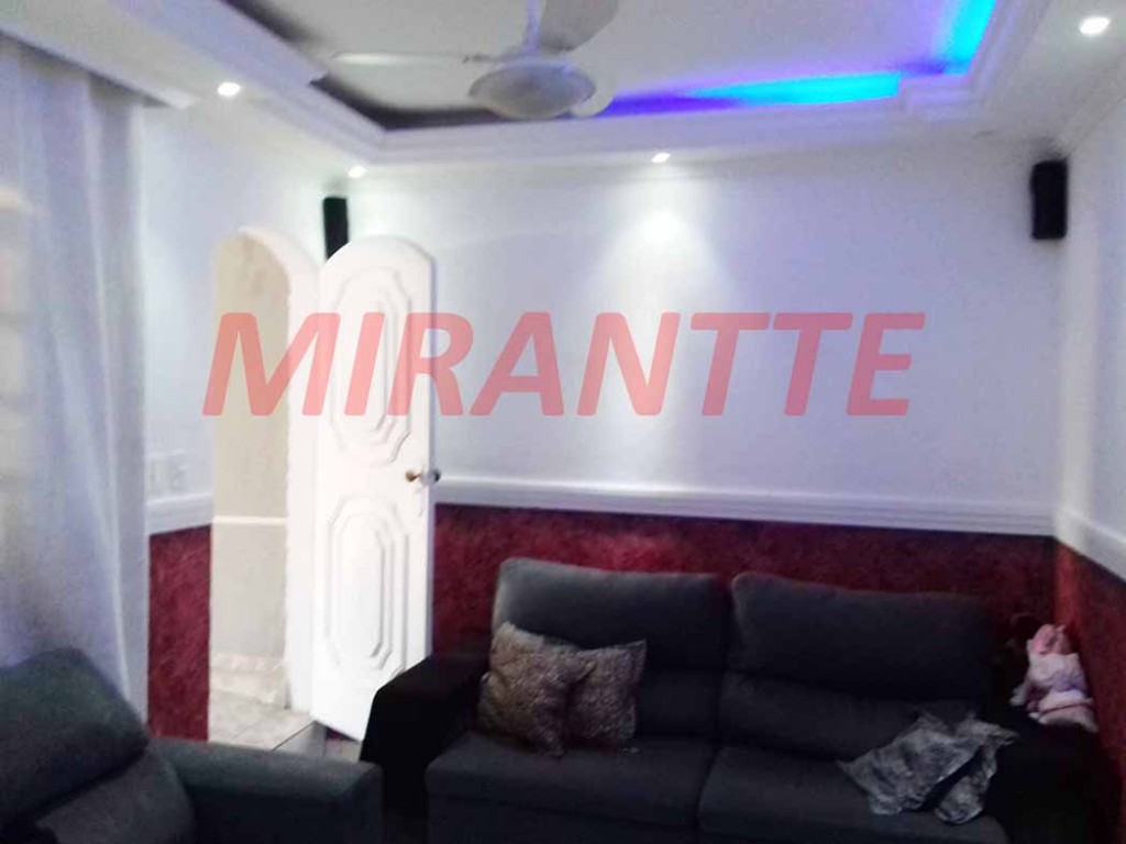 Sobrado de 200m² com 4 quartos em Vila Nova Mazzei