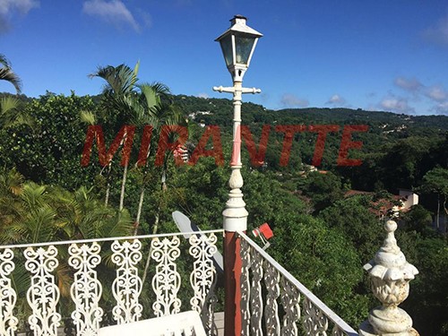 Sobrado de 750m² com 3 quartos em Serra Da Cantareira
