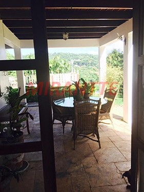 Sobrado de 750m² com 3 quartos em Serra Da Cantareira