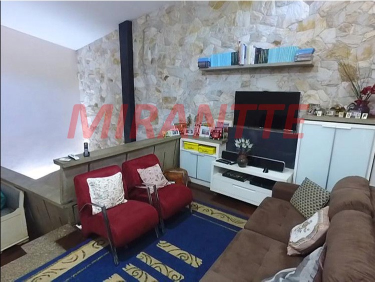 Sobrado de 740m² com 4 quartos em Jardim Bibi
