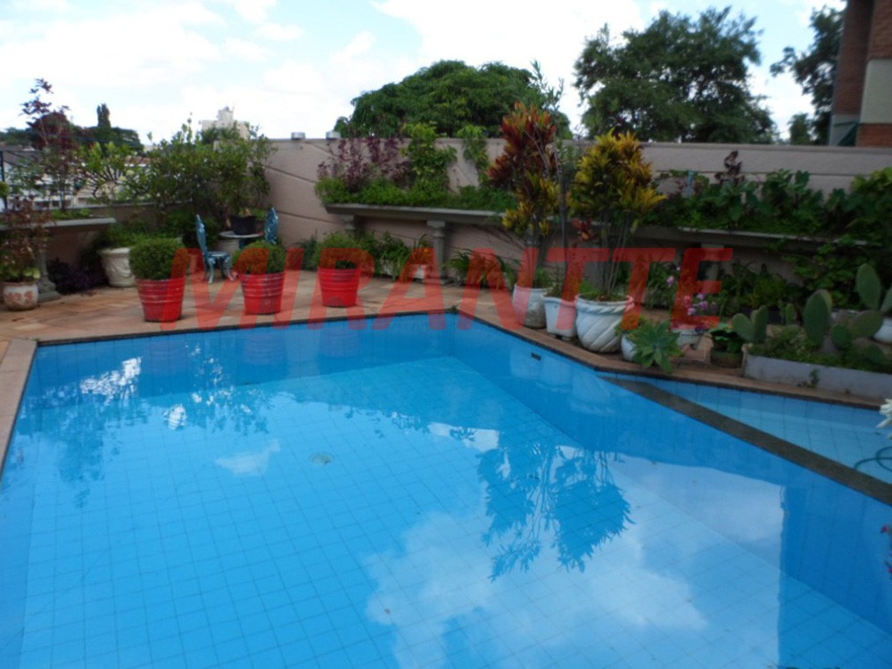 Sobrado de 740m² com 4 quartos em Jardim Bibi