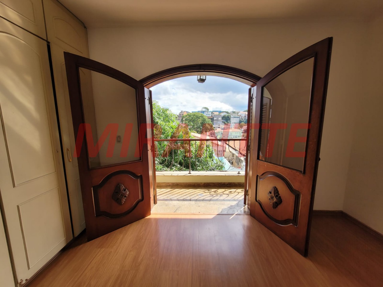 Sobrado de 468m² com 4 quartos em Jardim São Bento